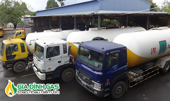 Dịch vụ vận tải LPG bằng xe chuyên dụng (xe bồn LPG và xe tải chở gas bình)